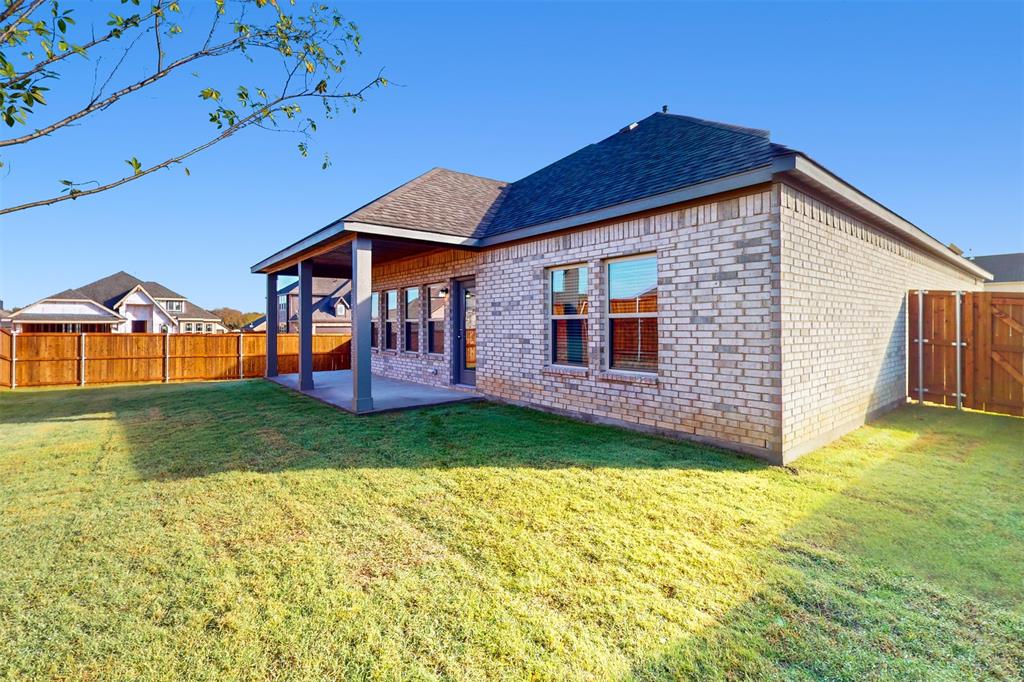 1053 Longbow Lane