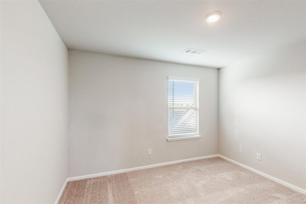1053 Longbow Lane