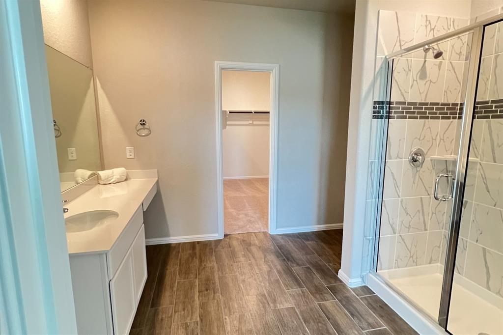 1053 Longbow Lane
