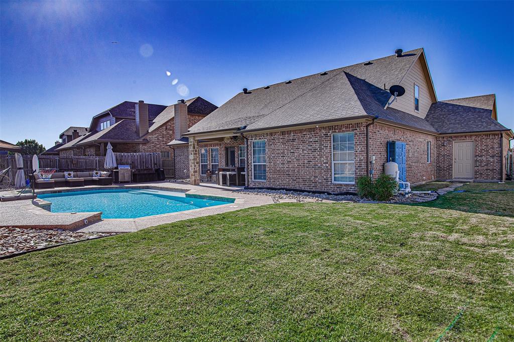 1143 Clairemont Lane