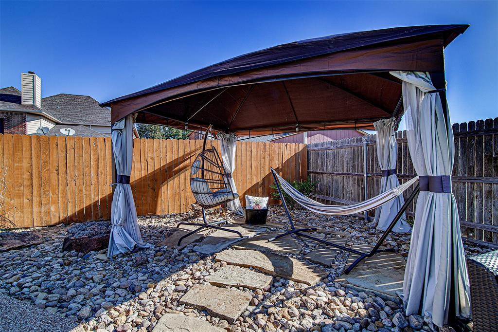 1143 Clairemont Lane