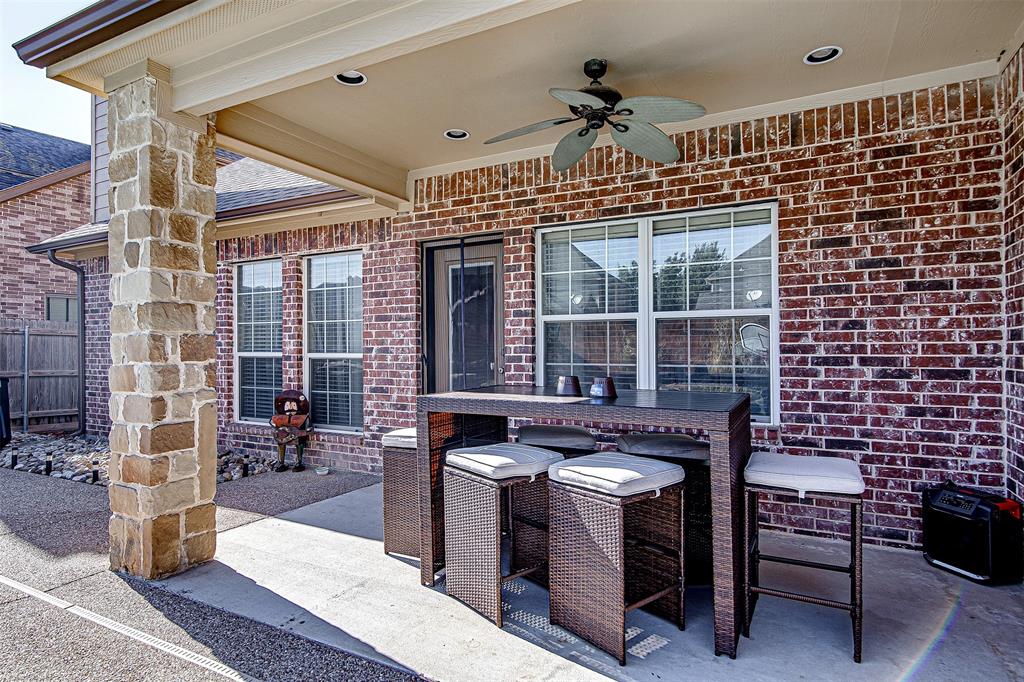 1143 Clairemont Lane