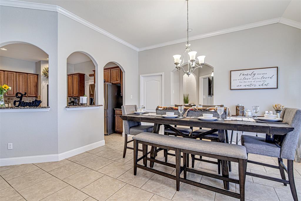 1143 Clairemont Lane