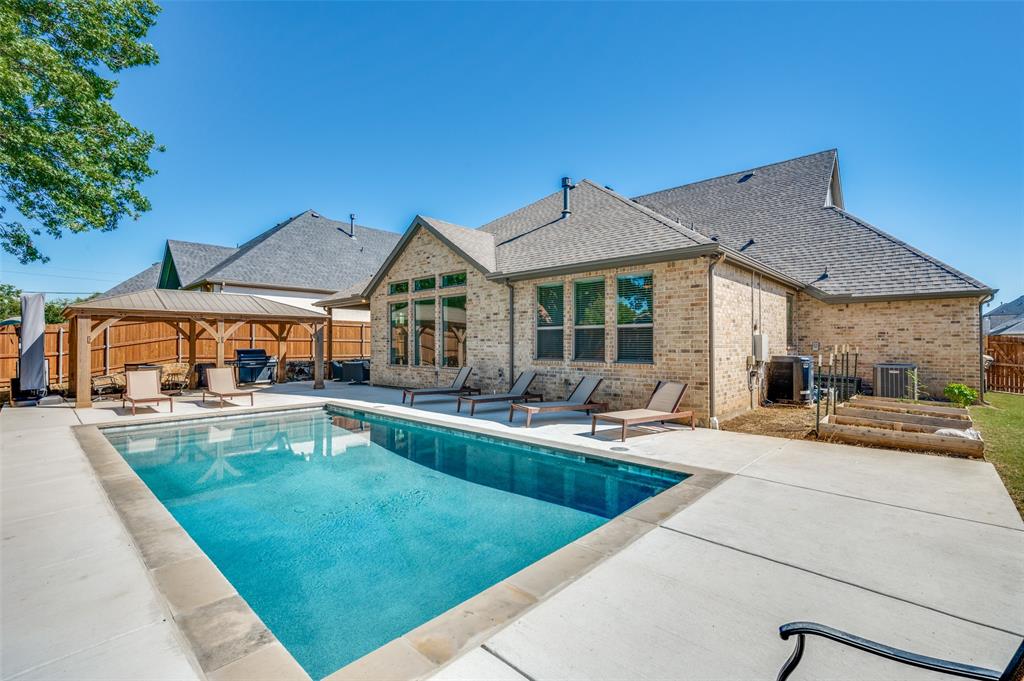 7208 Smith Farm Drive