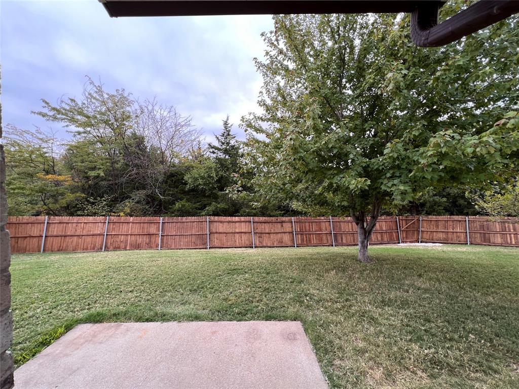 1411 Foxwood Lane