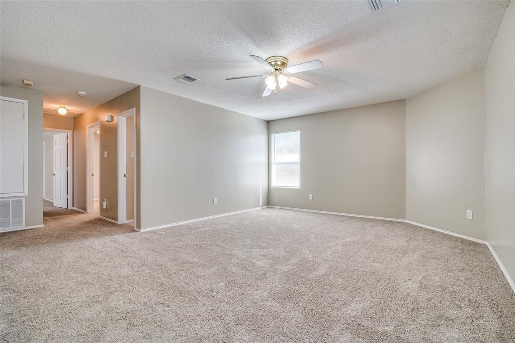 1411 Foxwood Lane