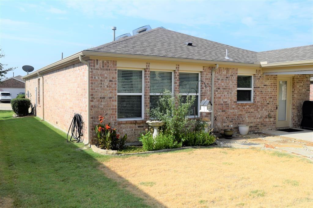 212 Montague Lane