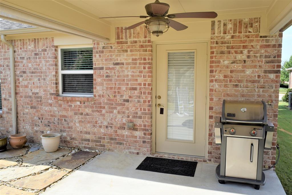 212 Montague Lane