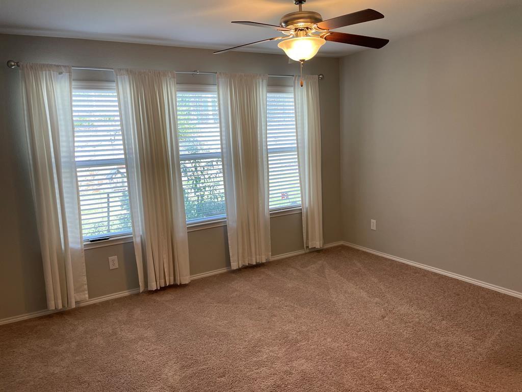 212 Montague Lane