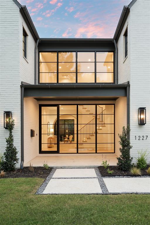 1227 Ottawa Drive