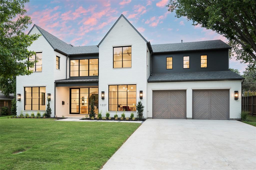 1227 Ottawa Drive