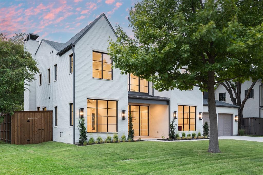 1227 Ottawa Drive