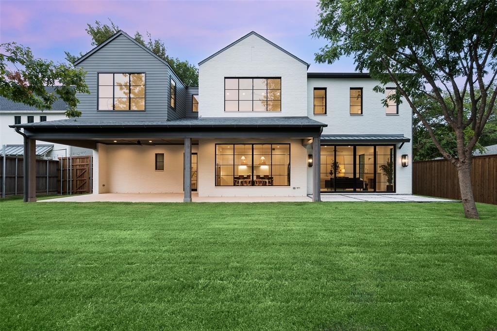 1227 Ottawa Drive