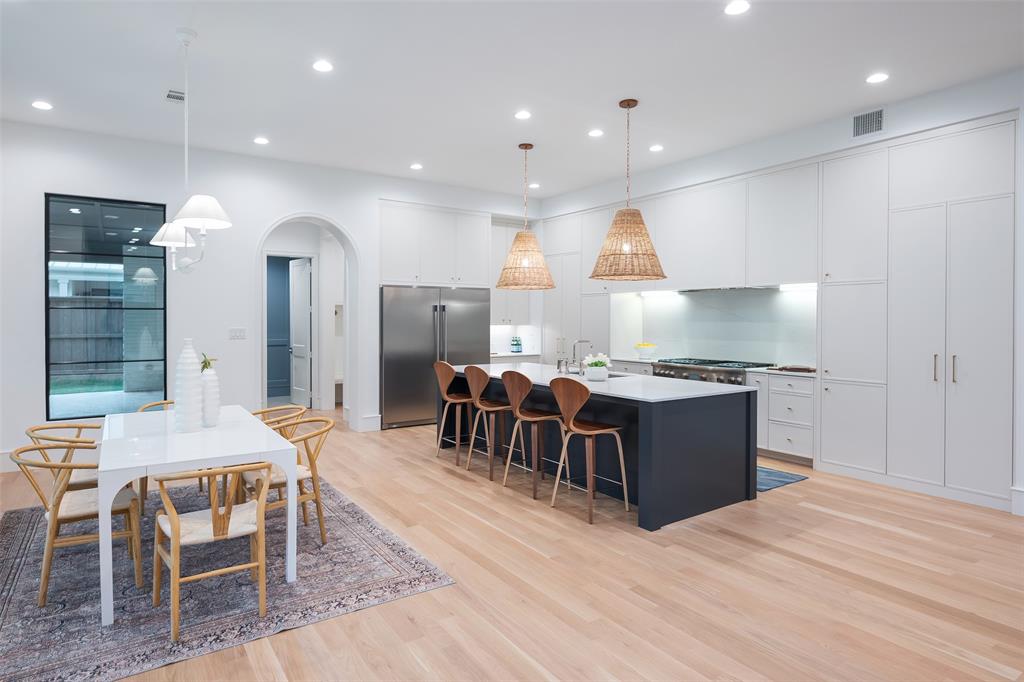 1227 Ottawa Drive