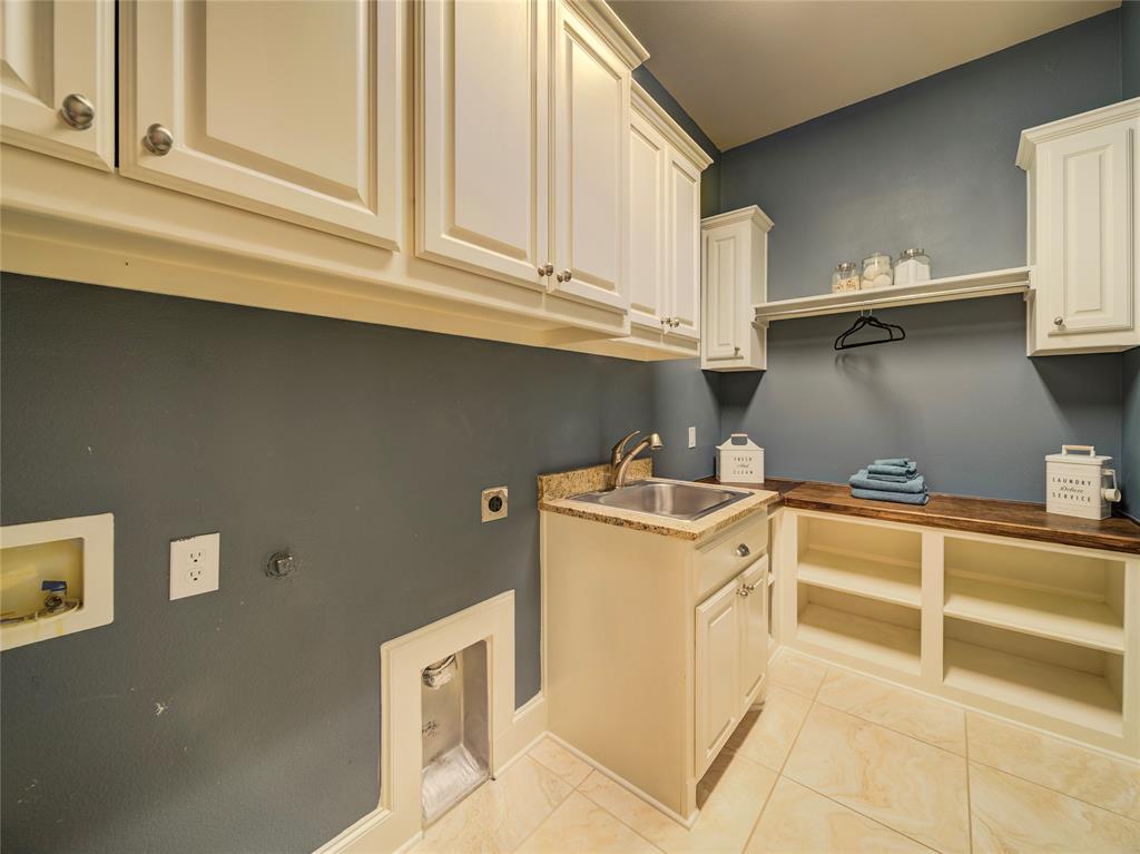 3809 Shady Creek Court