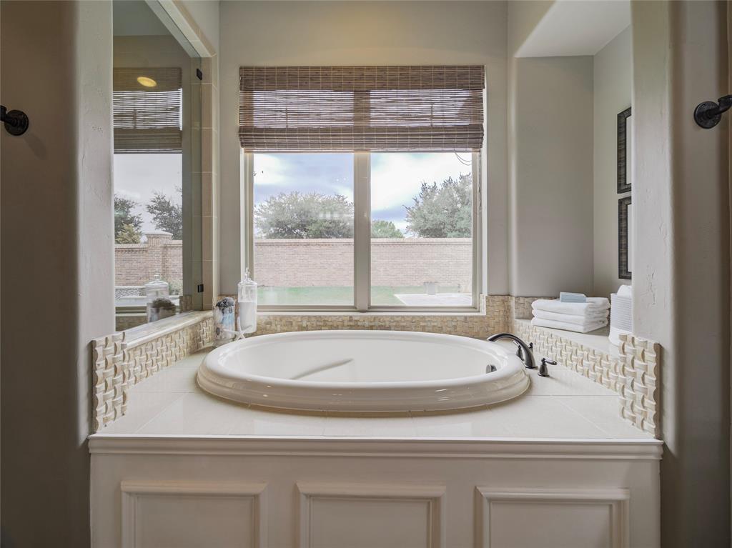 3809 Shady Creek Court