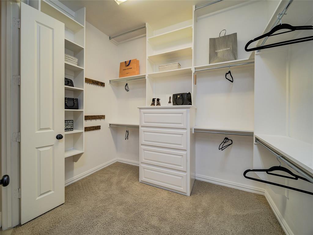 3809 Shady Creek Court