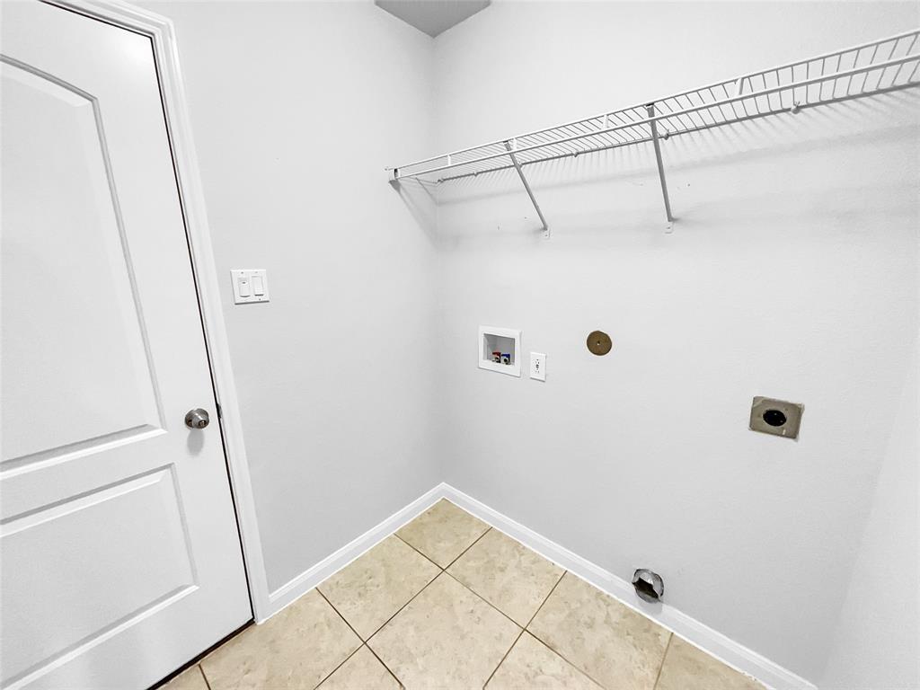 4265 Tower Lane