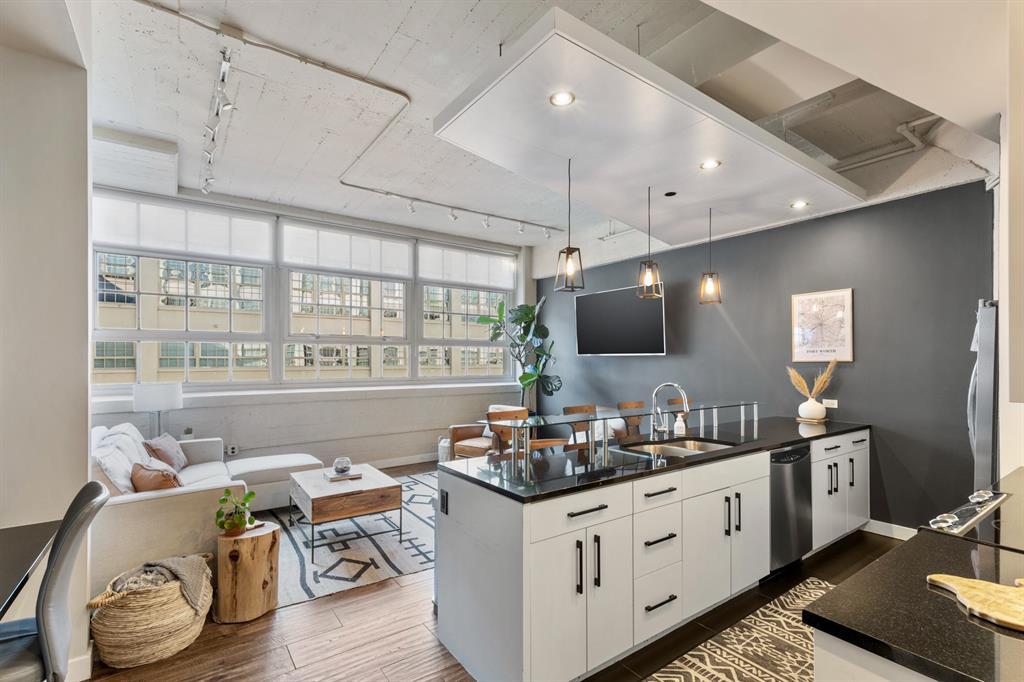 2600 W 7th Street, #2632