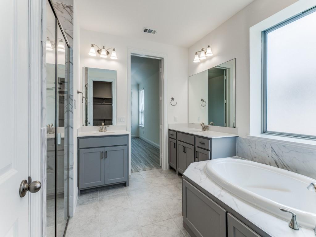 828 Legacy Trail