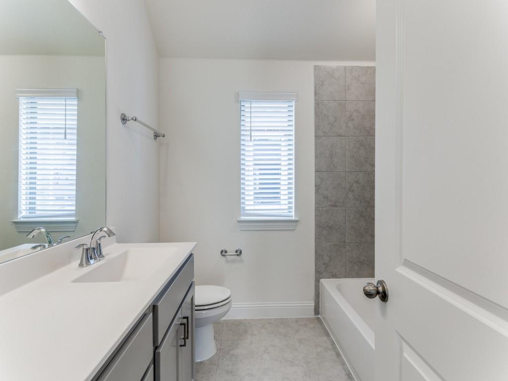 828 Legacy Trail
