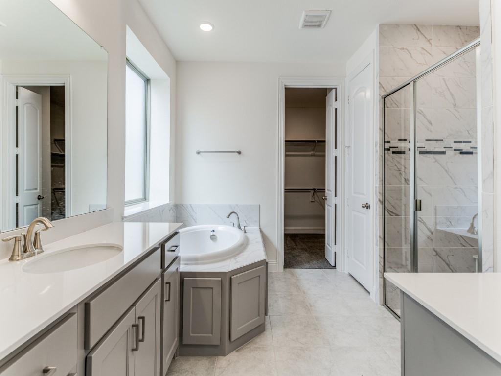 828 Legacy Trail