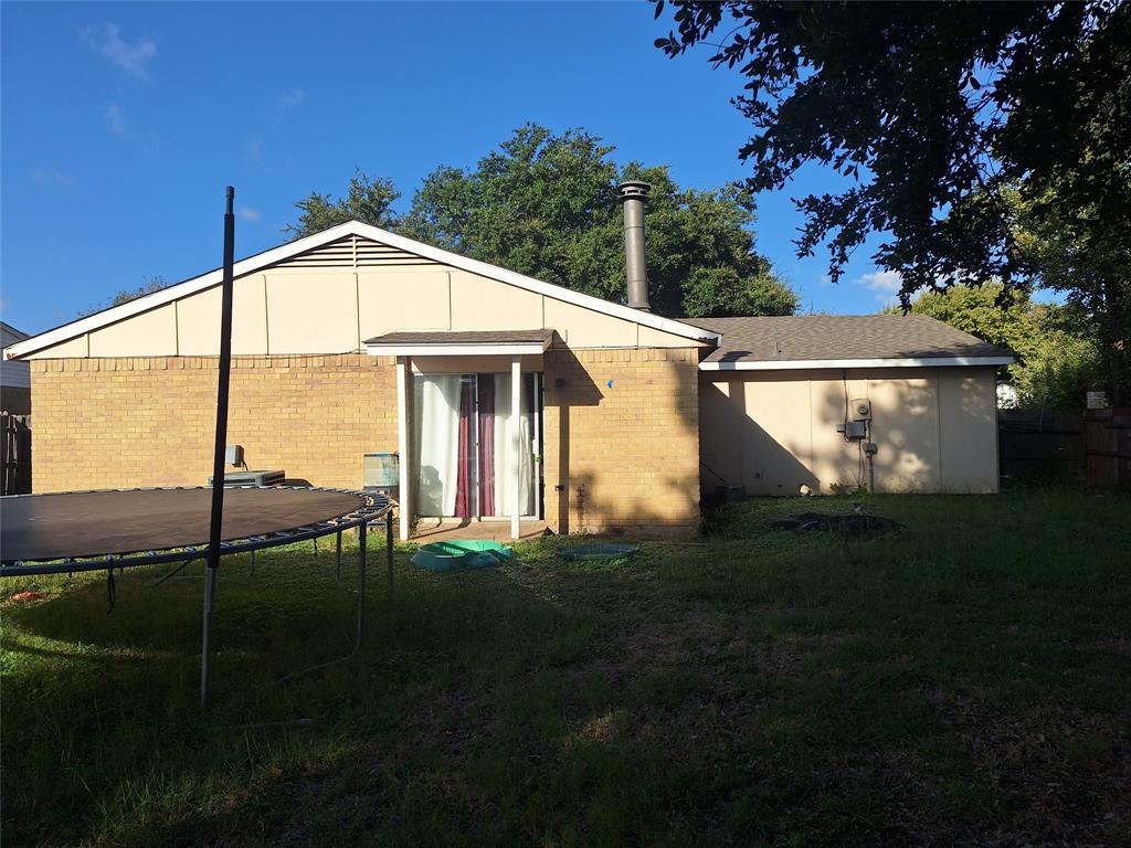 2305 Clint Court