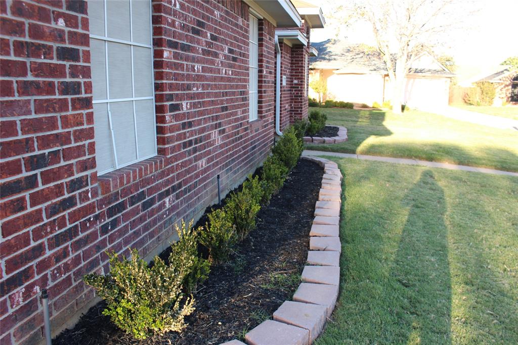 525 Bluebonnet Court