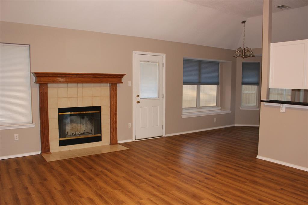 525 Bluebonnet Court
