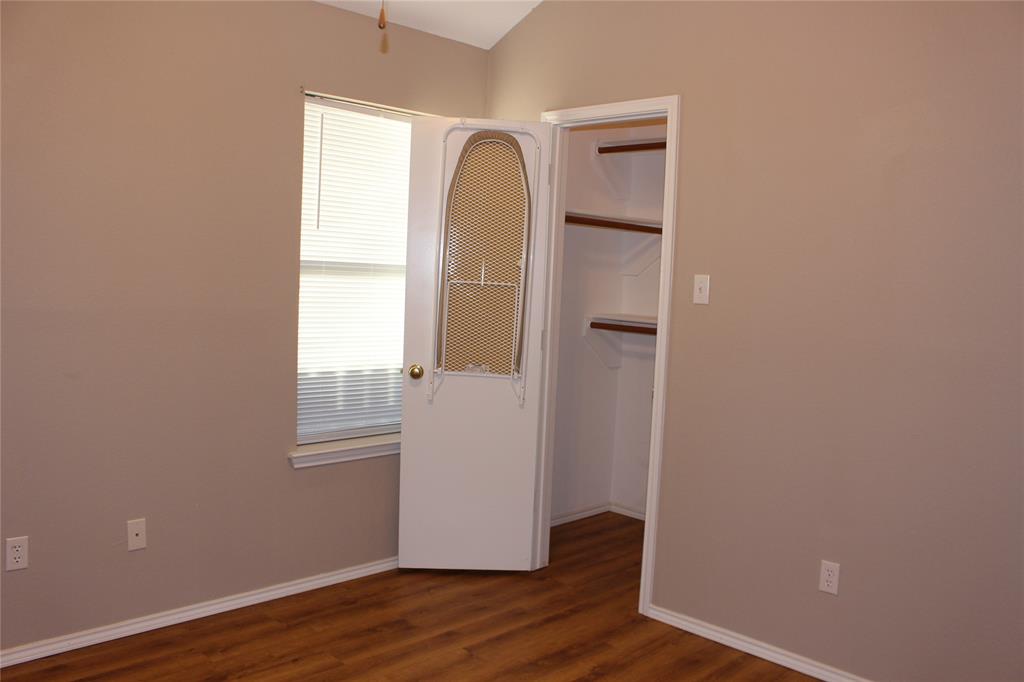 525 Bluebonnet Court