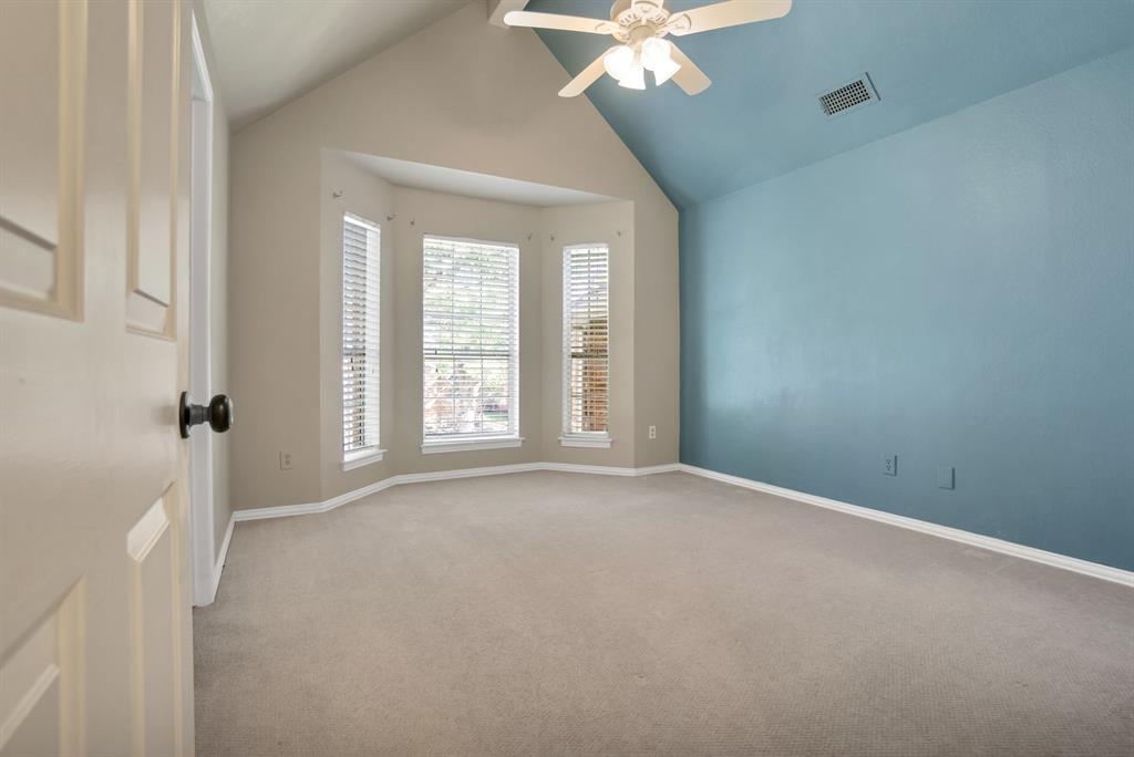 3924 Woodlawn Lane