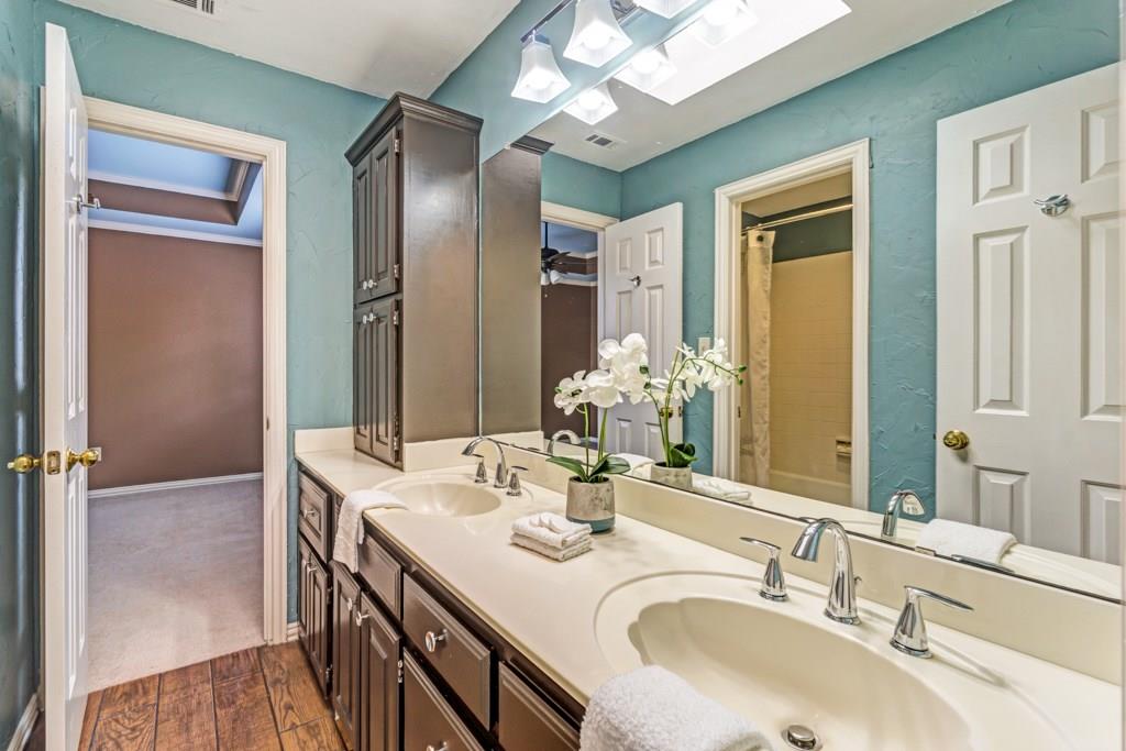 3924 Woodlawn Lane
