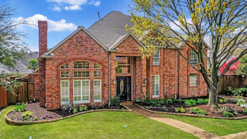 3924 Woodlawn Lane