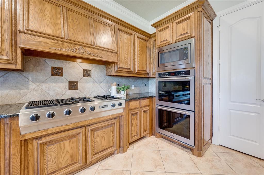 8321 Flat Rock Court