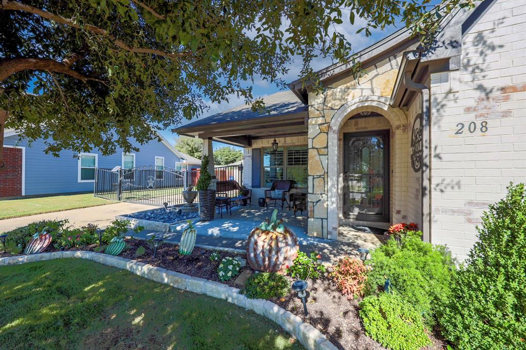 208 Tinker Trail