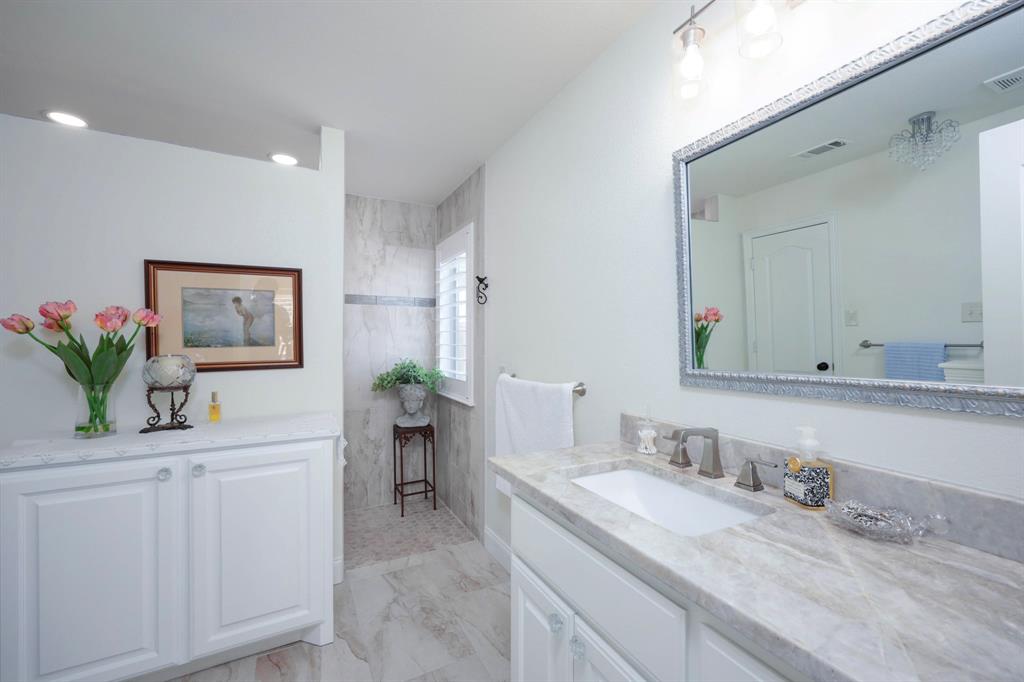 208 Tinker Trail