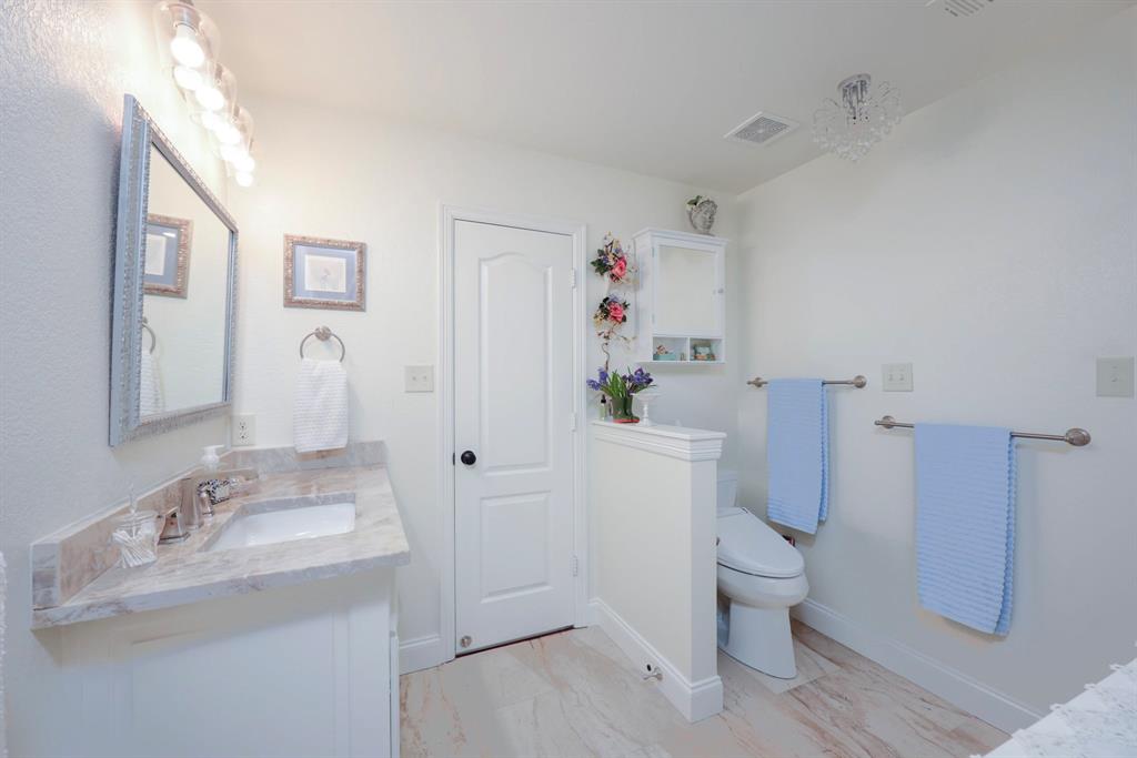 208 Tinker Trail