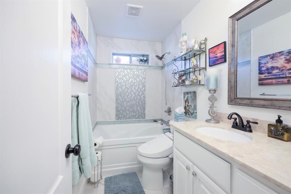 208 Tinker Trail