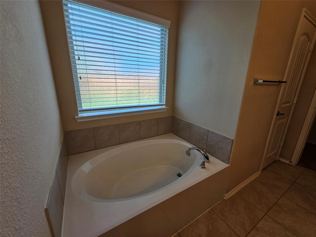 8801 Tenderfoot Lane