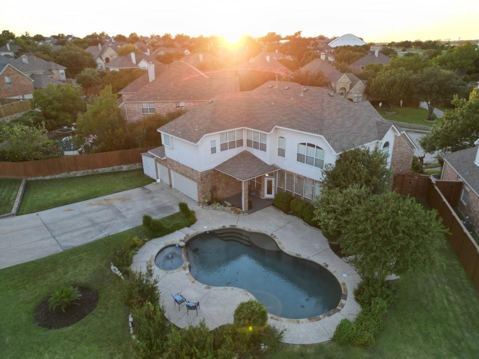 1555 Champions Court