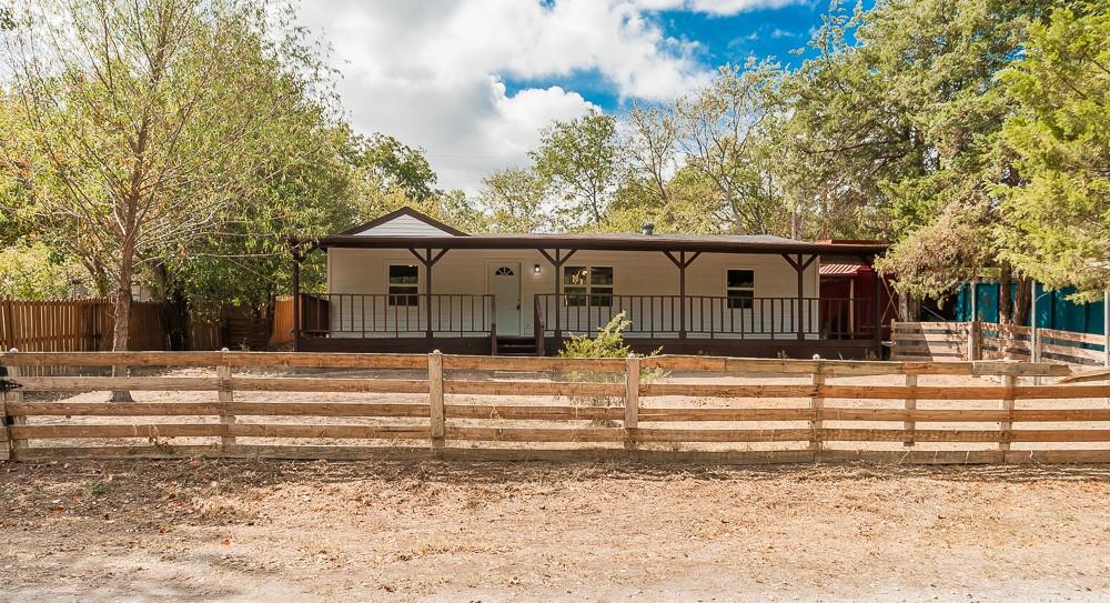 913 Cove Trail