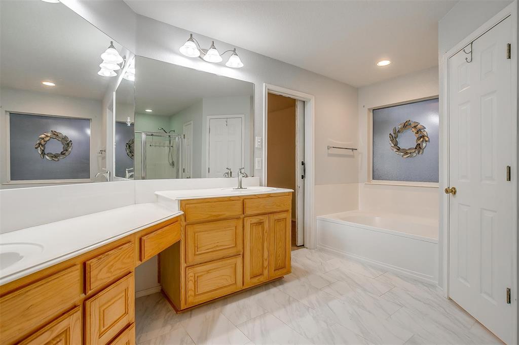 908 Golden Aster Court