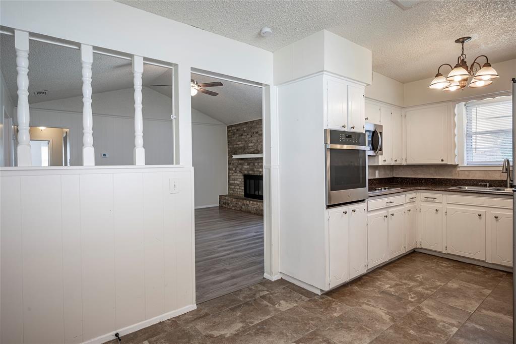 5621 Galway Lane