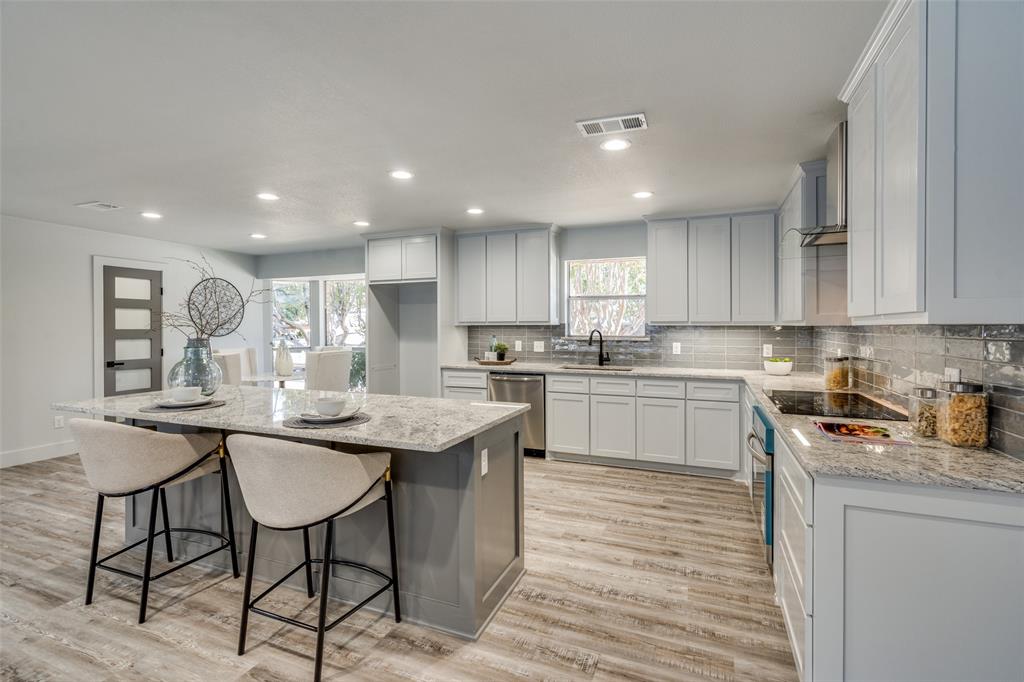3313 Cross Bend Road