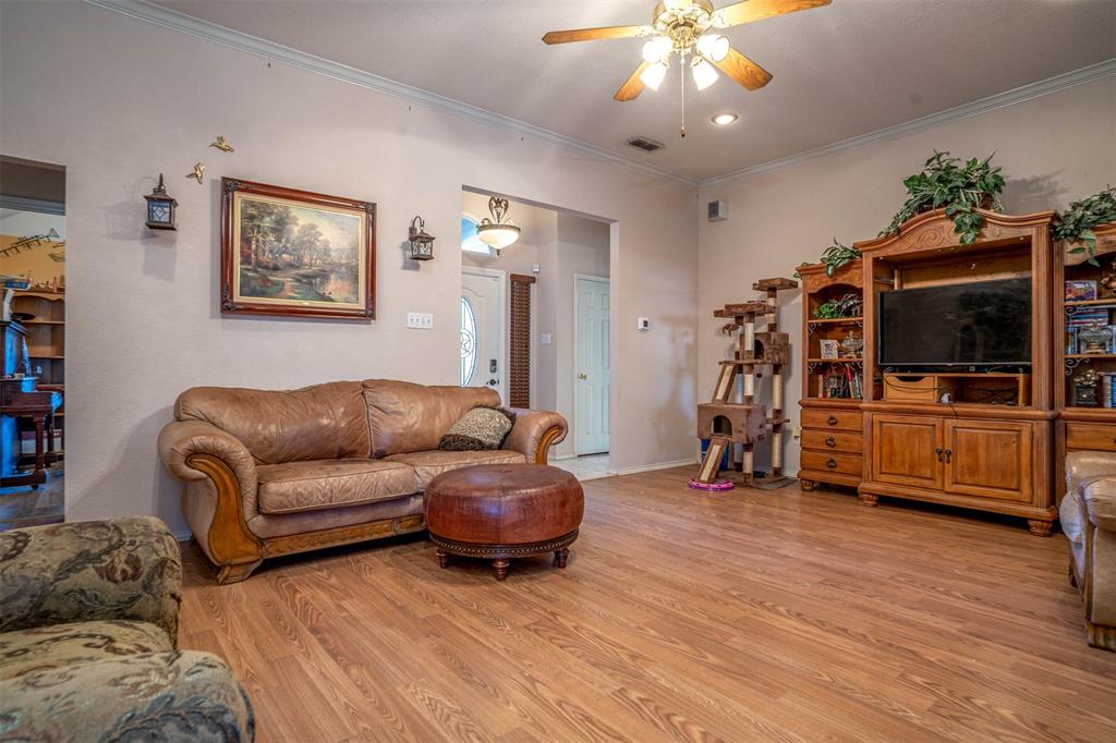 1117 Highcrest Drive