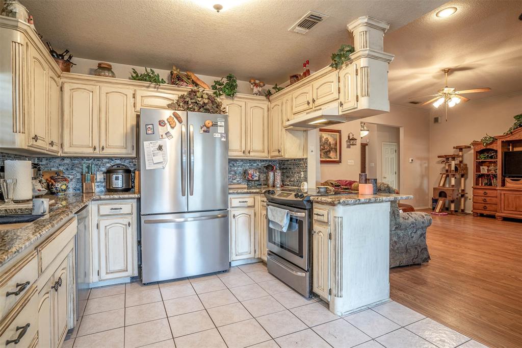 1117 Highcrest Drive
