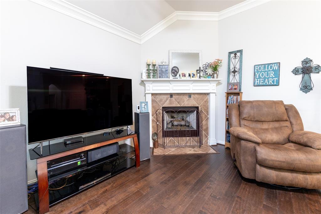 909 Monticello Drive