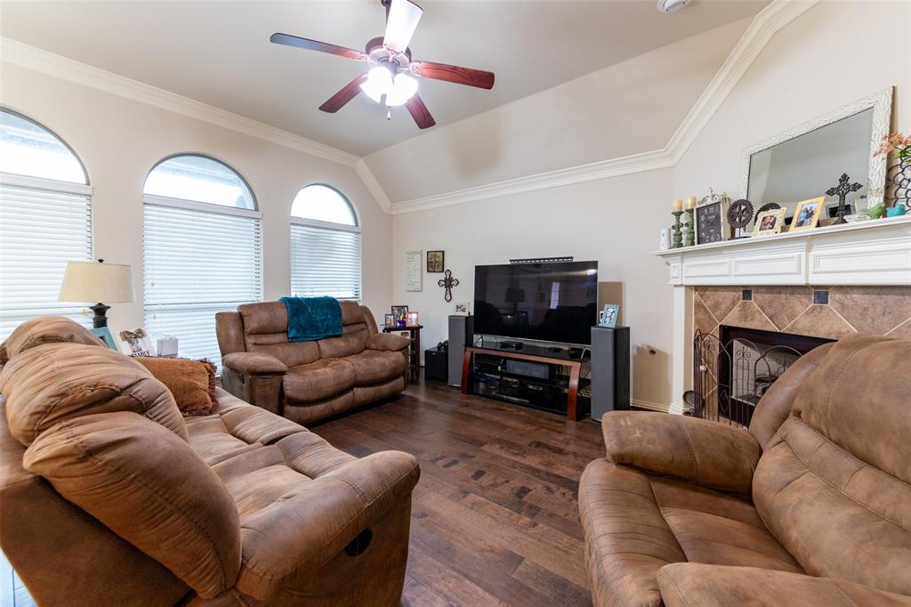 909 Monticello Drive