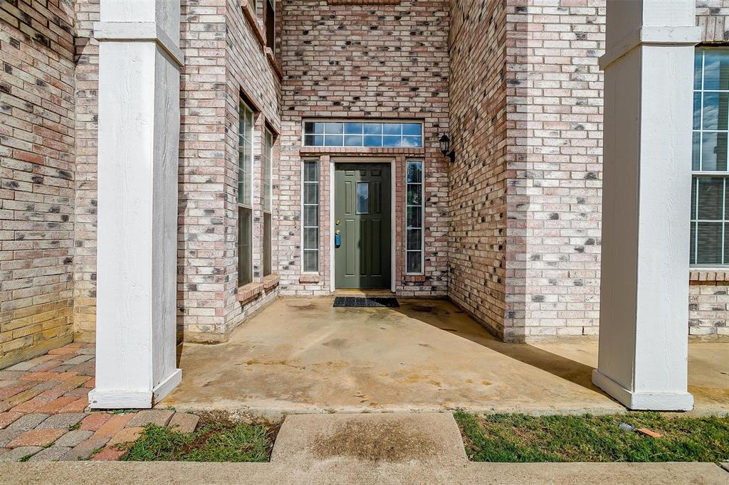6805 Dogwood Lane