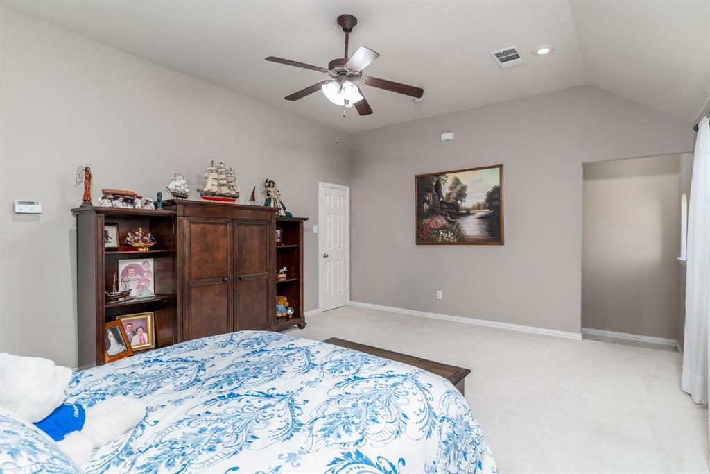 904 Eagle Ridge Court